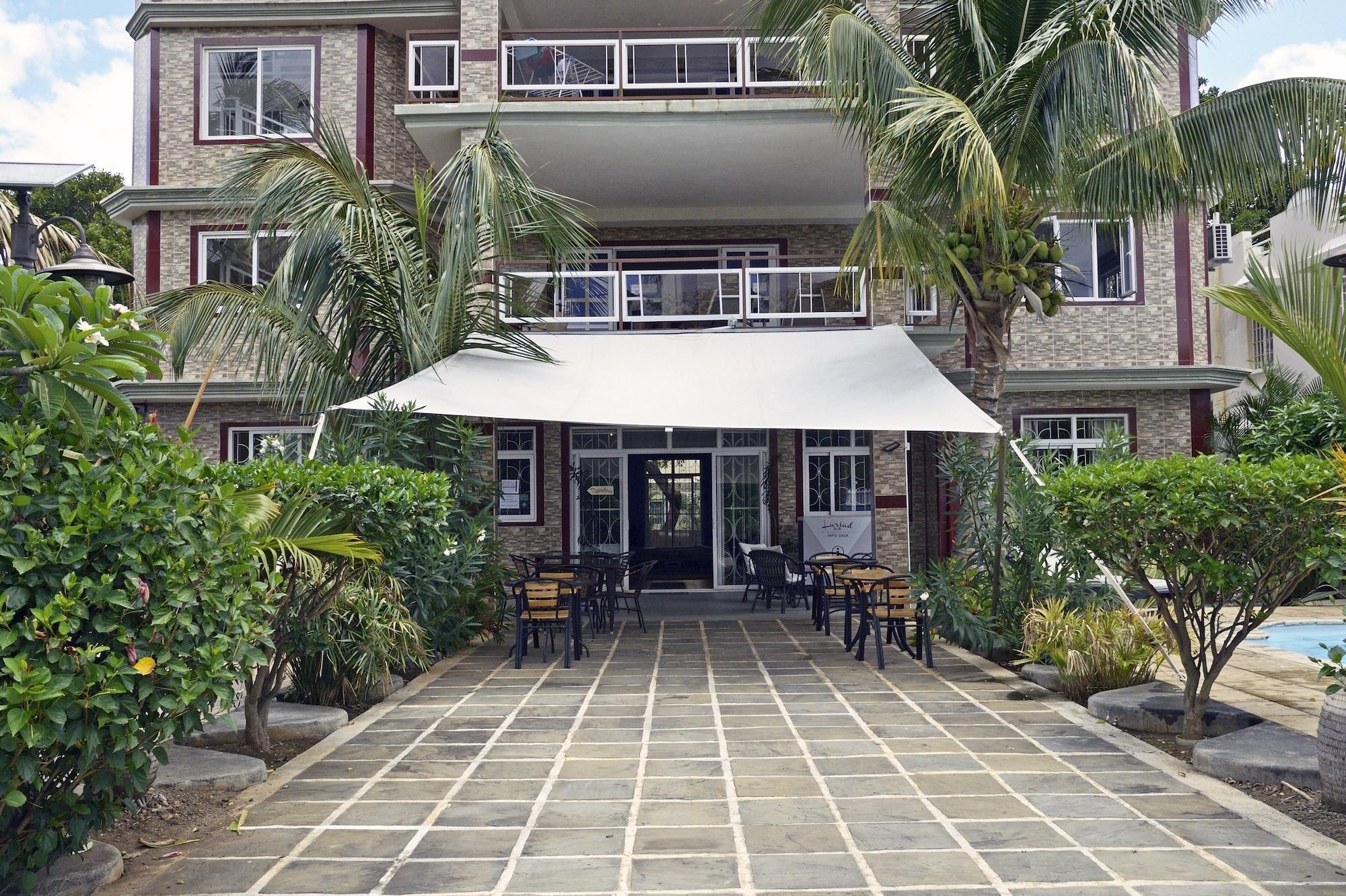 Lariad Bnb Flic en Flac Exterior foto